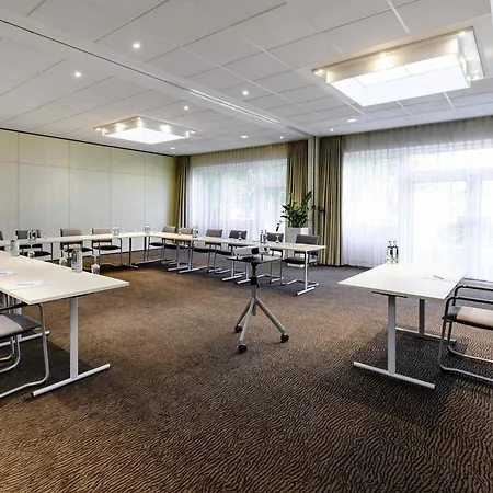 מלון Novotel Frankfurt