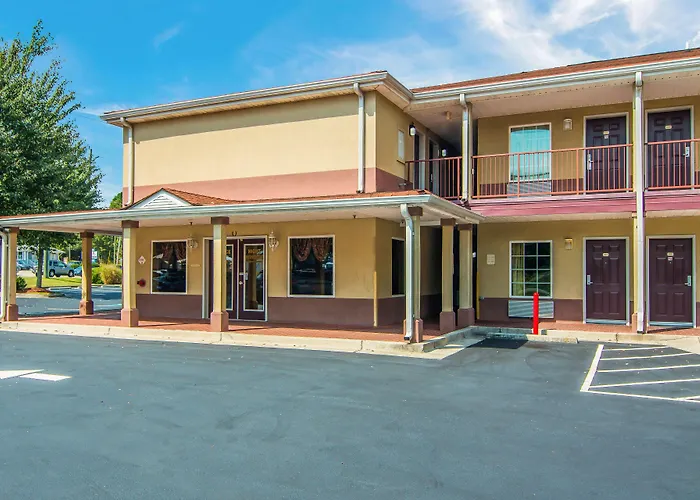 نوفوتيل مدينة