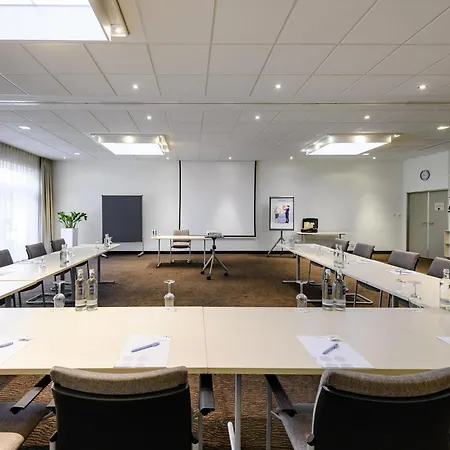 노보텔 시티 호텔 4*