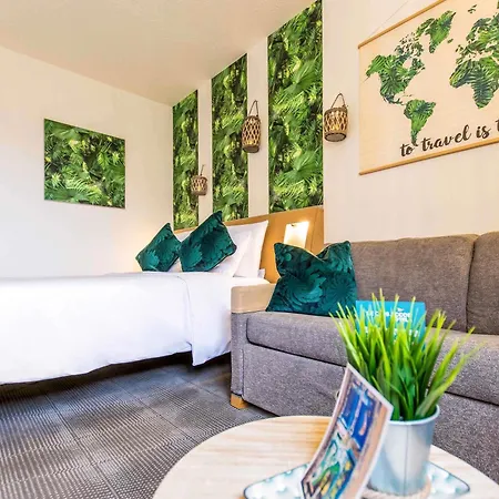 Novotel Frankfurt Hotel 4*