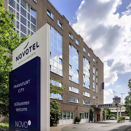 Novotel Frankfurt Hotel 4*