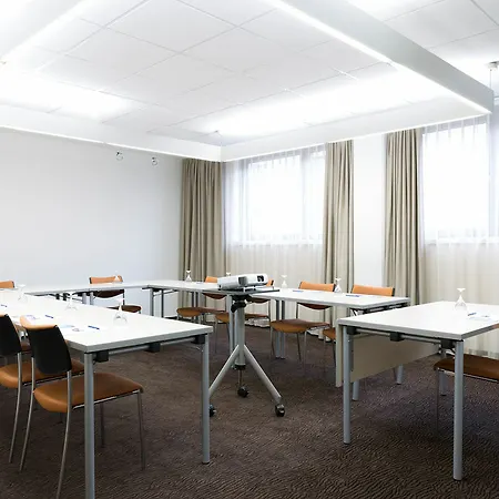 Novotel Frankfurt Hotel 4*