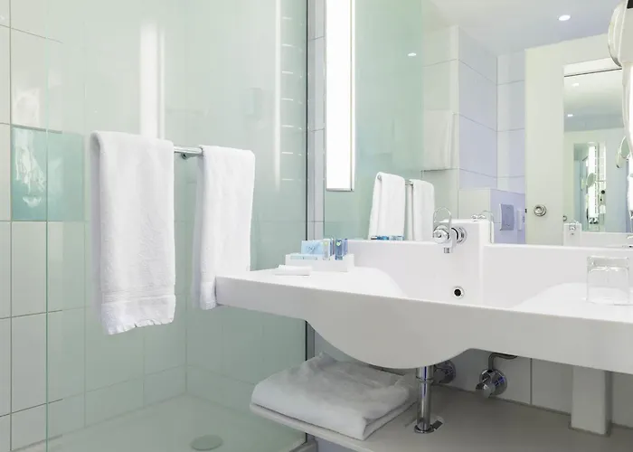 노보텔 시티 호텔