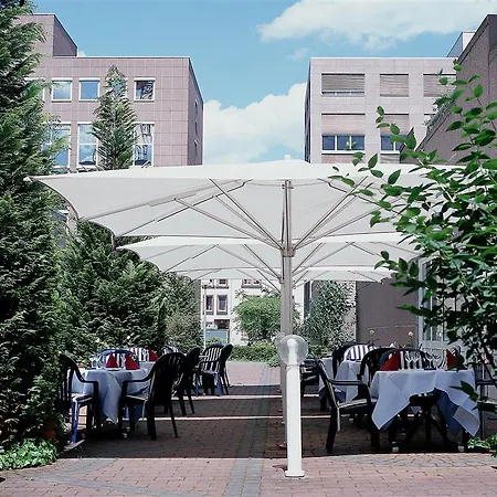 Novotel Frankfurt Hotel 4*