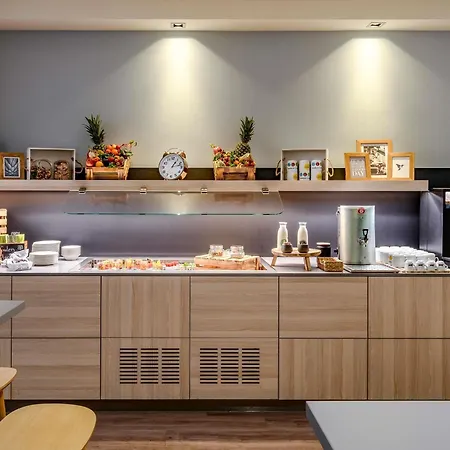 Novotel Frankfurt 4* Frankfurt nad Mohanem